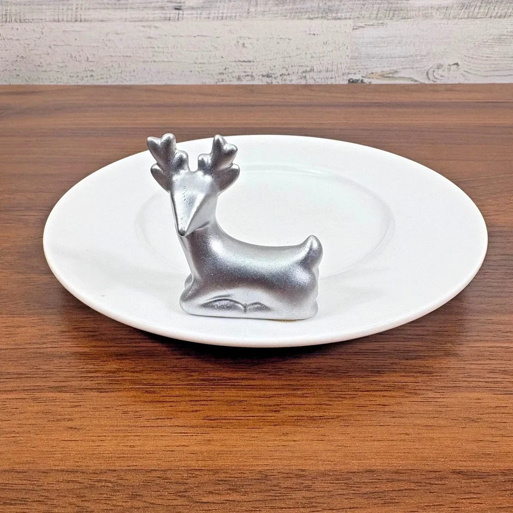 Yankee Candle Ceramic Shimmering Forest‎ Silver Reindeer Candle Holder Dish  7